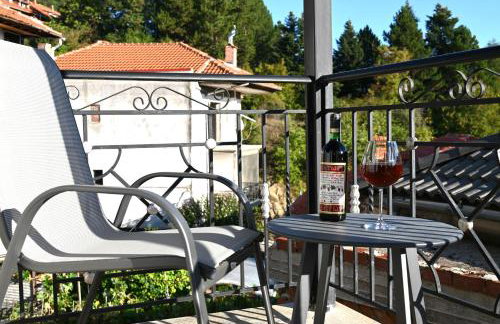 George Living House - Photo 21