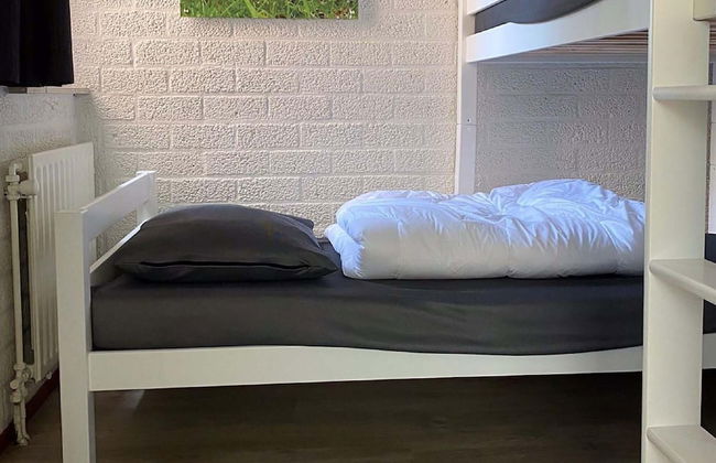 Bungalow in Weert With Private Jetty - Photo 2