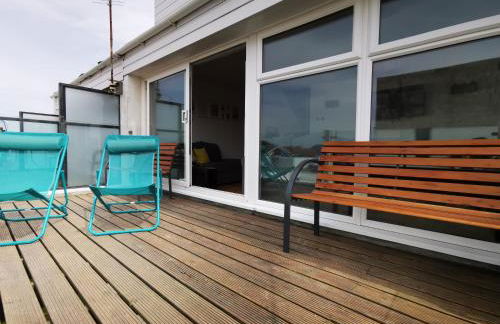 No. 28 Contemporary beach side property with sea views - Foto 34