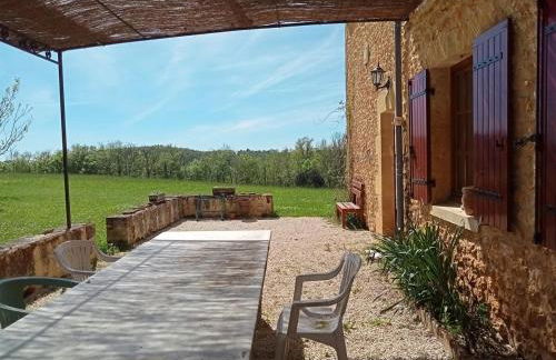 Le Vignal - Maison typique Périgourdine - Foto 5