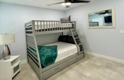 NEW! Private Lux Home Near Airport, Affordable AZ - Foto 12