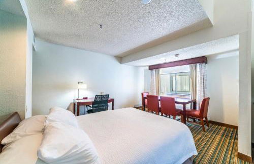 Phoenix Loft sleeps 6 - Photo 32