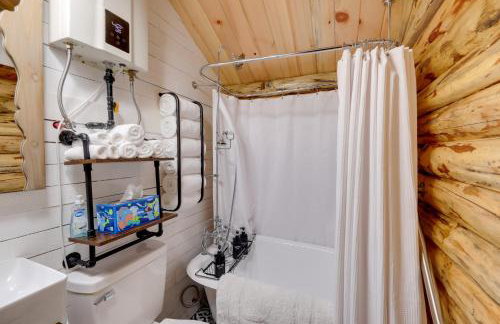 McGregor Lake Access Cabin in Wooded Wilderness - Foto 15