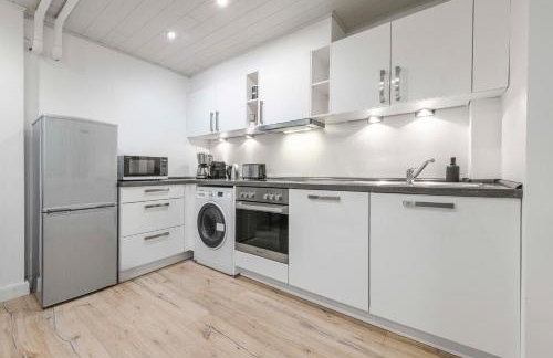 The Düsseldorfer, 1 BR, 1 living room, group & family friendly, ideal for 2 - 4 Guests - Photo 7