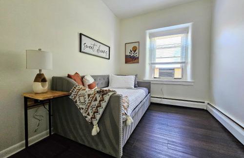 Rustic & Renovated 3 Bed - 8 Min Walk to Bridge St - Foto 16