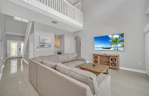 Completely Remodeled 5 Bedroom Disney Pool Home - Foto 12