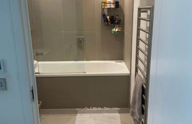 Fully furnished 2 bedroom apartment in central location - Foto 21