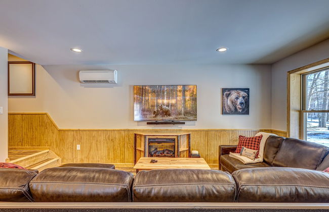 Top Notch Lodge by Avantstay Hot Tub, Game Room, Community Pool, Deck - Foto 15