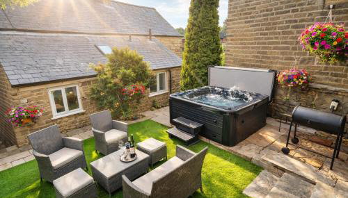 The Old Butchers Cottage - Photo 2