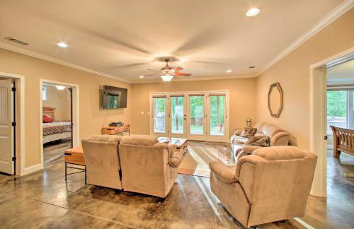 Townville Lakefront Cottage with Private Dock! - Foto 20