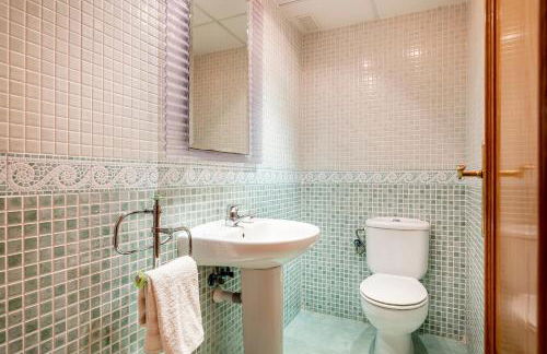 Family-Friendly Beach House ideal for Holidays & Workers at Beach Sagunto Valencia - Foto 25