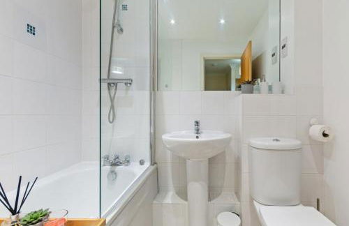 Redhill,Sleeps9,Parking,17minsLGW30 to London - Foto 28