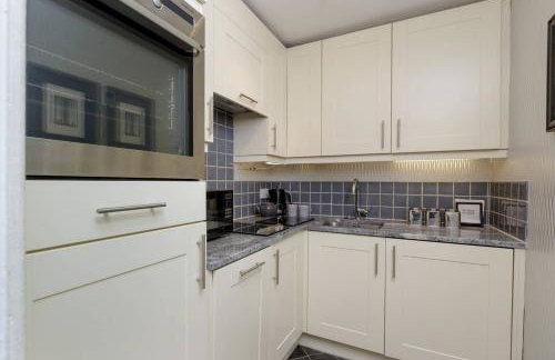 Elegant Flat Near Princes Street - Perfect Location, 24-7 Customer Support - Foto 28