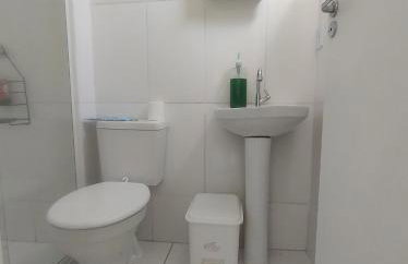 2 Quartos, Espaçoso e Completo, com Internet Wi-Fi e Garagem - Foto 3