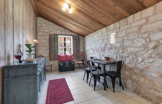 Gorgeous Barn Cabin 10min From Main St! - Foto 7