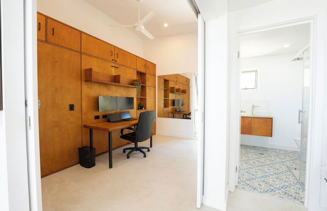 Azure Sea Whitsunday Resort - Photo 15