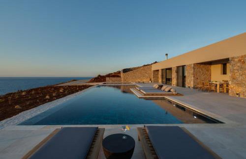 ARion Aesthesis Villa Fire Pit & Heated Pool - Photo 46
