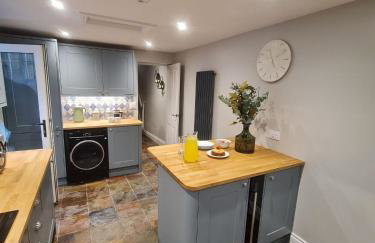 Coachway Cottage - Photo 11