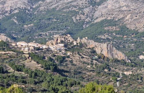 EL ÚNICO apartment with jacuzzi and art - Photo 7