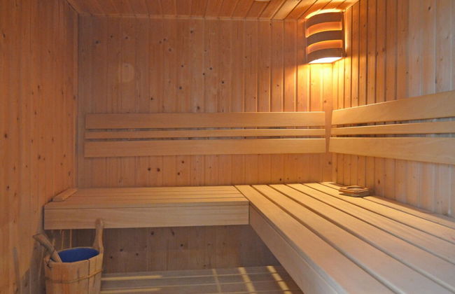Lovely Group House near Winterberg with Private Sauna, Garden, & Terrace - Foto 23