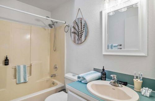 Large Family-Friendly Home on NW Side - Dogs OK - Foto 34