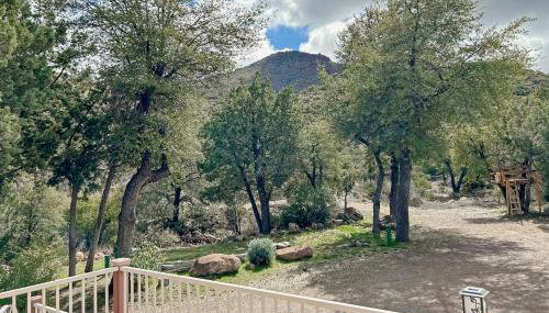 Hike, Fish and Relax Secluded Miami Retreat with Deck - Foto 3