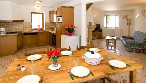 Gîte Gîtes de France 4/6 personnes à Chasseradès - Foto 3