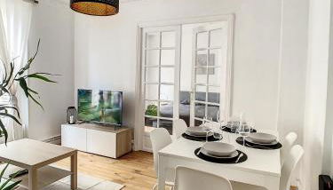 Grand Cozy appart - proche métro Paris - spots touristiques - Foto 2