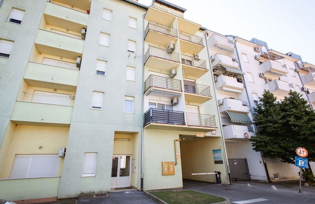 Stylish Apartments With Osijek Near Top Attractions - Foto 1