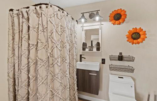 Desert Serenity in Yucca/Joshua Tree w/AC & Fire pit - Foto 9