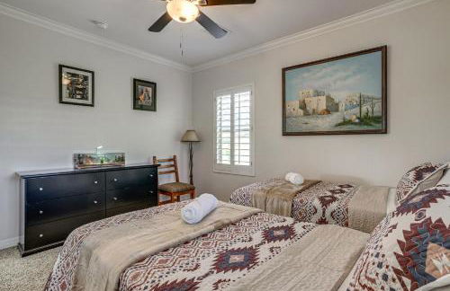 Mtn-View Patio Oasis! Luxe Family Home in Peoria - Foto 31