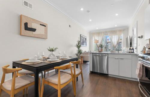 New 3BR Home with Private Yard and Game Room and Parking - Foto 32