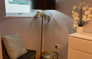 West Midlands-2 Double Bed Room Apartment - Photo 21