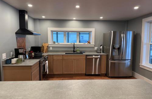 Lakefront Farmhouse for Family Gatherings - Foto 16