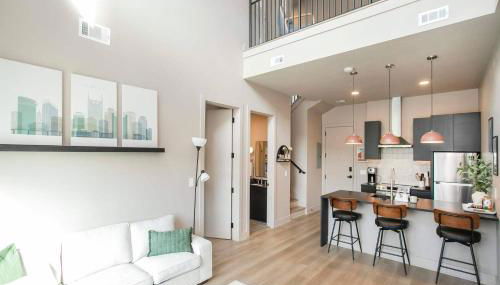 2 Bedroom + Loft Condo, Coffee Shop in Building - Foto 2, Other