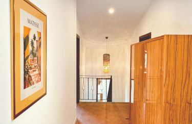 Renovated Tuscan Home overlooking Vineyards - Photo 4