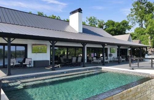 River Oaks Luxury Lakeshore Concierge Services Available - Foto 3