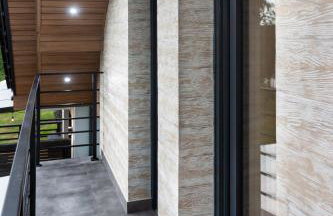 Brama Sanu - z prywatną linią brzegową Jeziora Solińskiego - pomosty - pontony - basen sezonowy - Foto 67