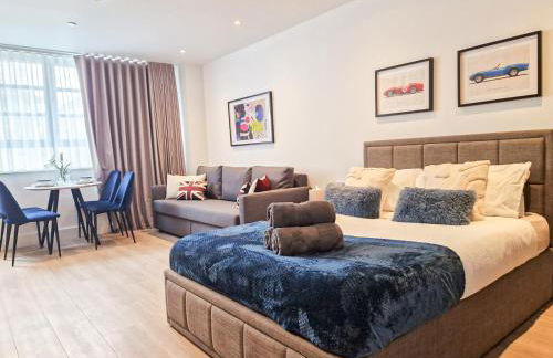 3-Bedroom with Balcony and Studio Apartments in St Johns Wood near Marylebone & Regents Park by NourNest Apartments - Foto 5