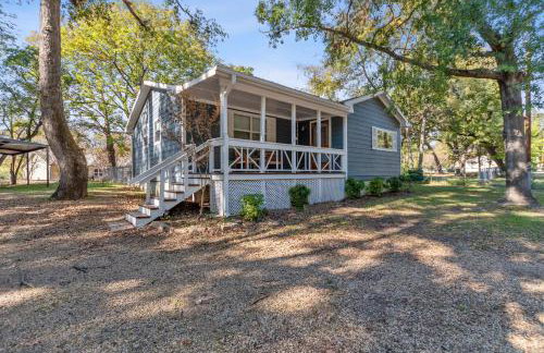 The Hickory House with Firepit- Boat Ramp Access to Cedar Creek Lake - Foto 8