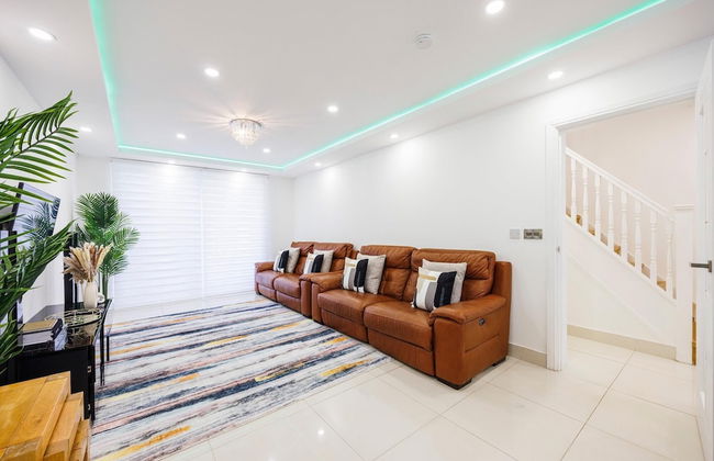 Luxurious - Pool Table - Games Room - Free Parking - Photo 44