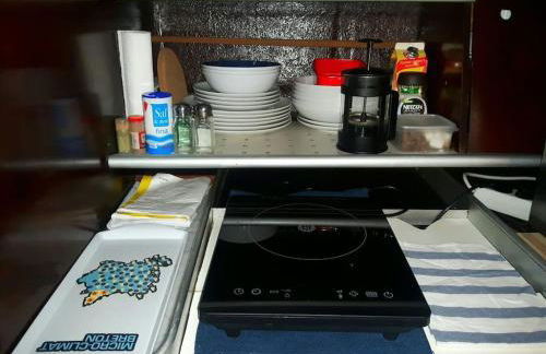 AMAZING FLAT IN CLASSIC SAILING BOAT in BARCELONA - Photo 41