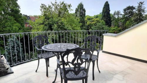 Design-Loft mit 2 Balkonen am Stadtwald - 20 min zur Messe Düsseldorf - Foto 3