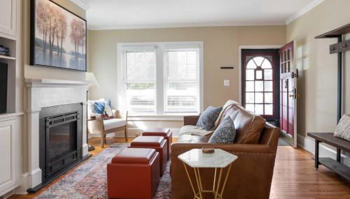 Brooke House In The Heart of Downtown with Patio! - Foto 4