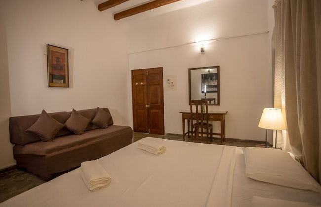 Serenity Lake Front Villa - Foto 46