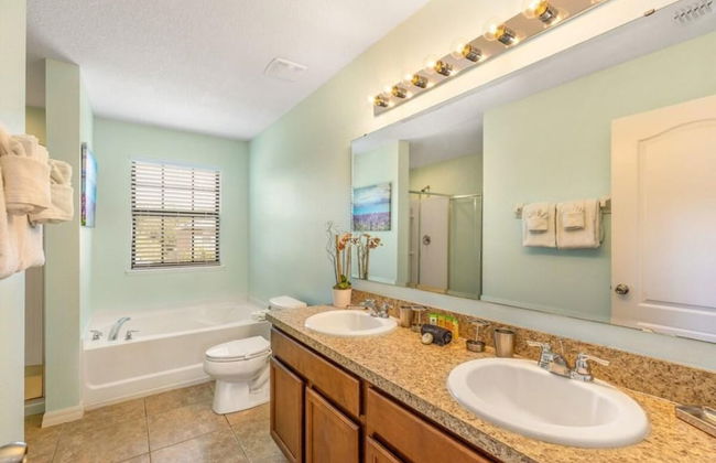 Lux Escape Private Pool Game Room Near Disney - Foto 10