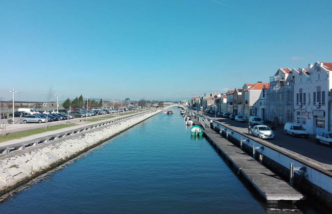 Aveiro & Costa Nova Tour - Photo 5