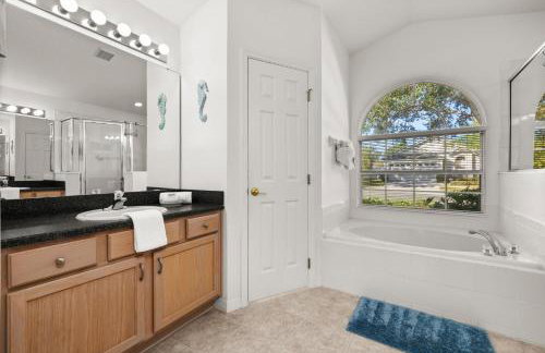 373 - Stunning 4 Bedroom Villa with own Private South East Facing Pool - Photo 40