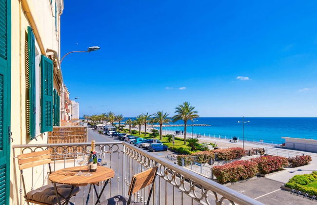 Appartamento Fronte Mare a Ospedaletti by Wonderful Italy - Photo 2