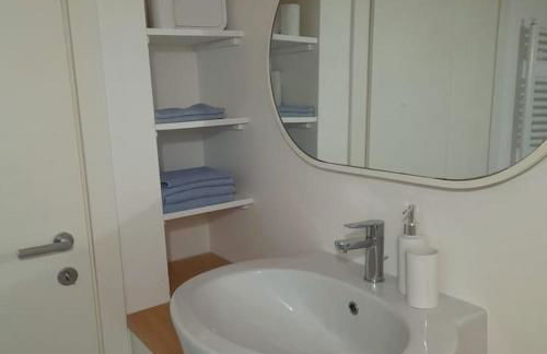 Casacciuga, luminosa e centrale casa con giardino - Foto 9